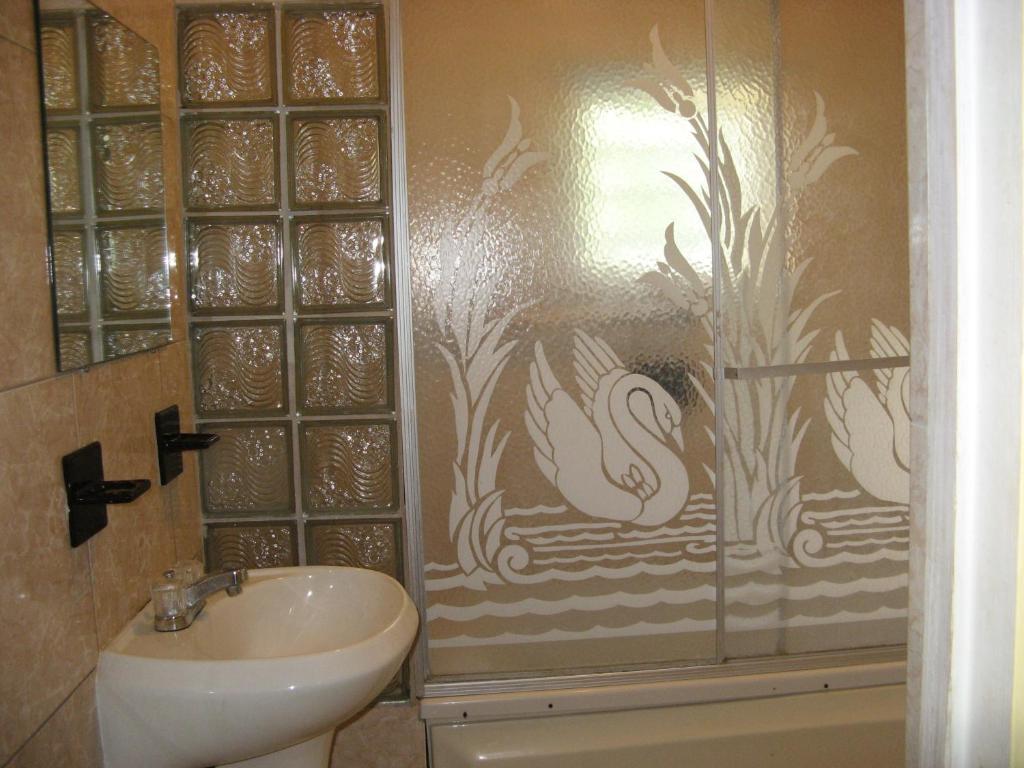 Executive Shaw Park Guest House Ocho Rios Buitenkant foto